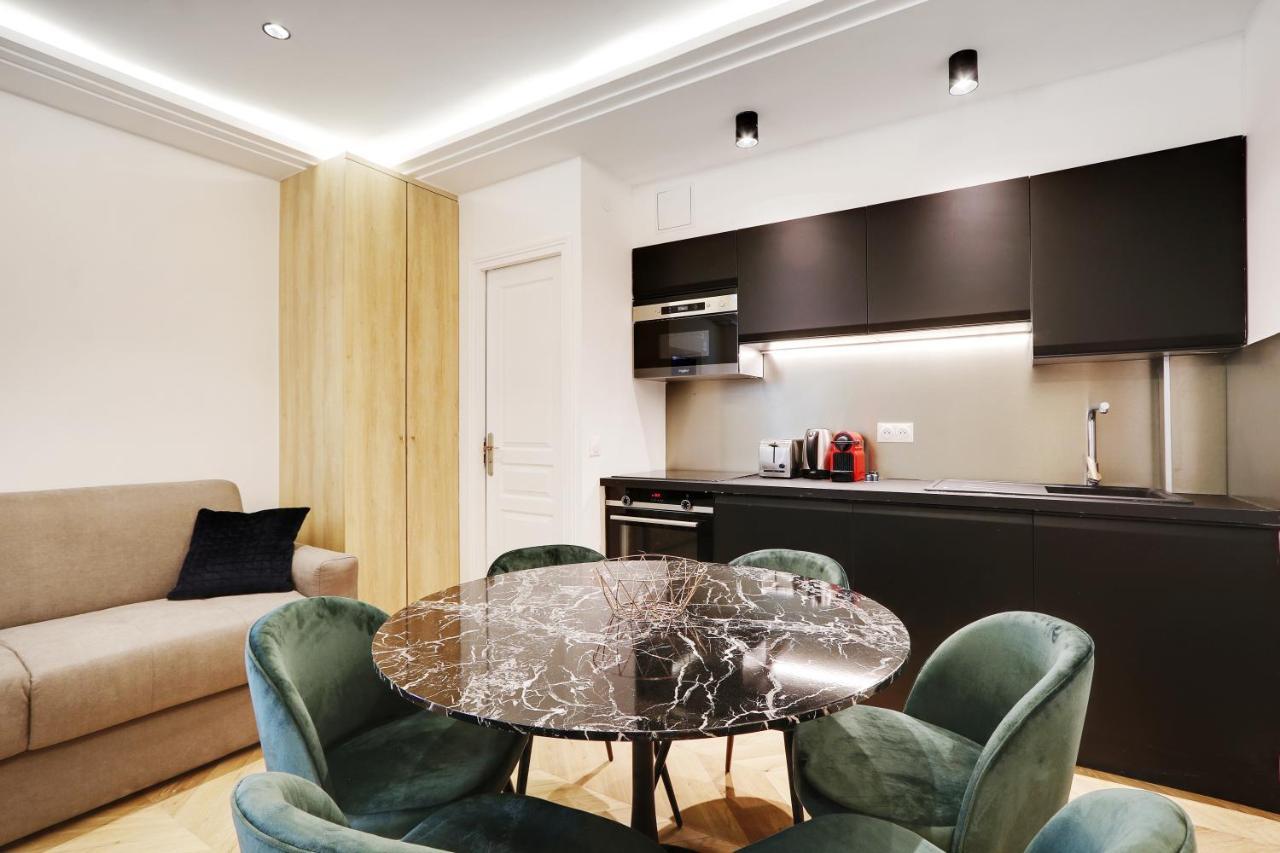 Off Majesti Upper Marais Apartment- Rue Du Faubourg Saint-Martin París Exterior foto
