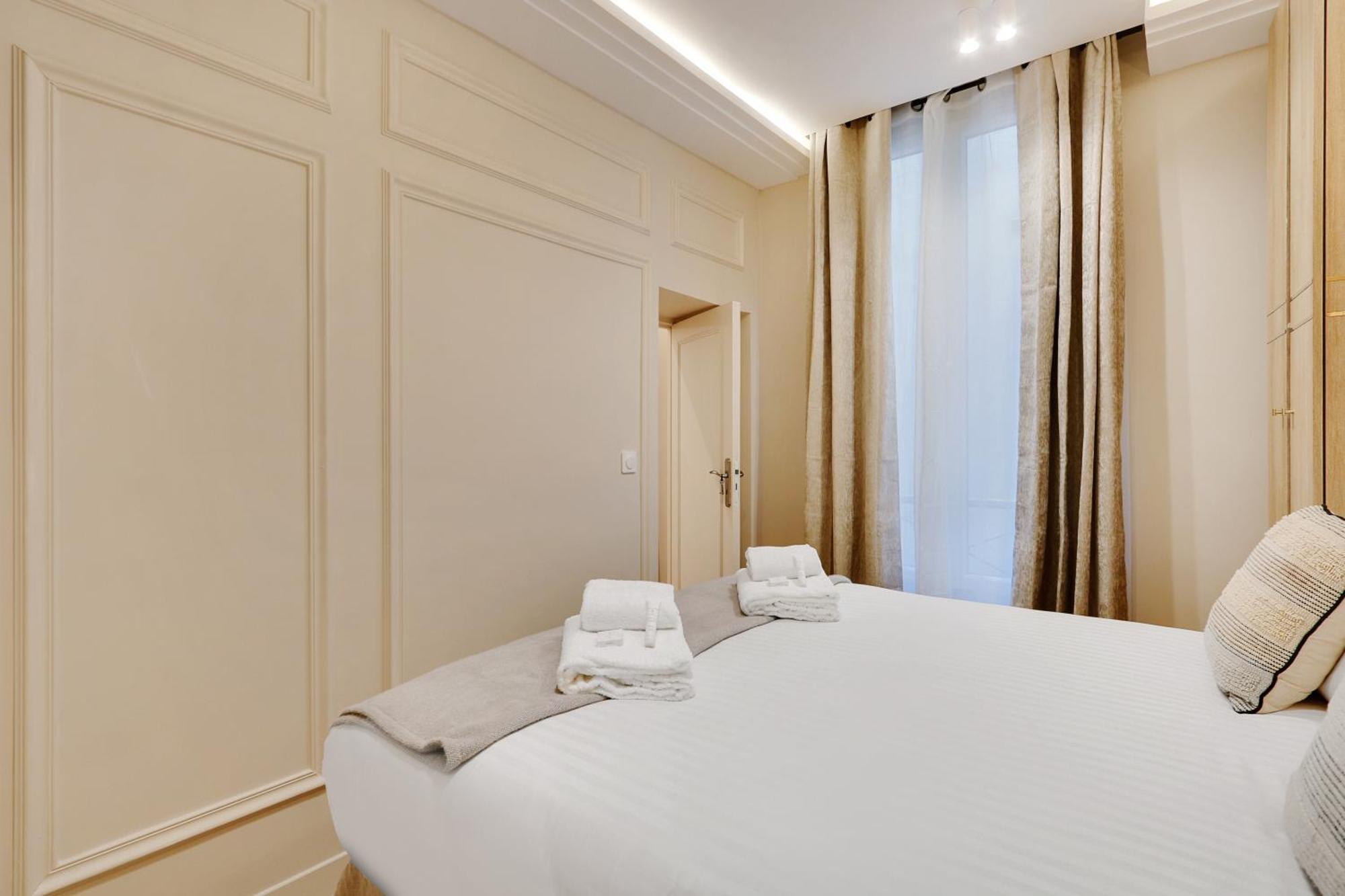 Off Majesti Upper Marais Apartment- Rue Du Faubourg Saint-Martin París Exterior foto